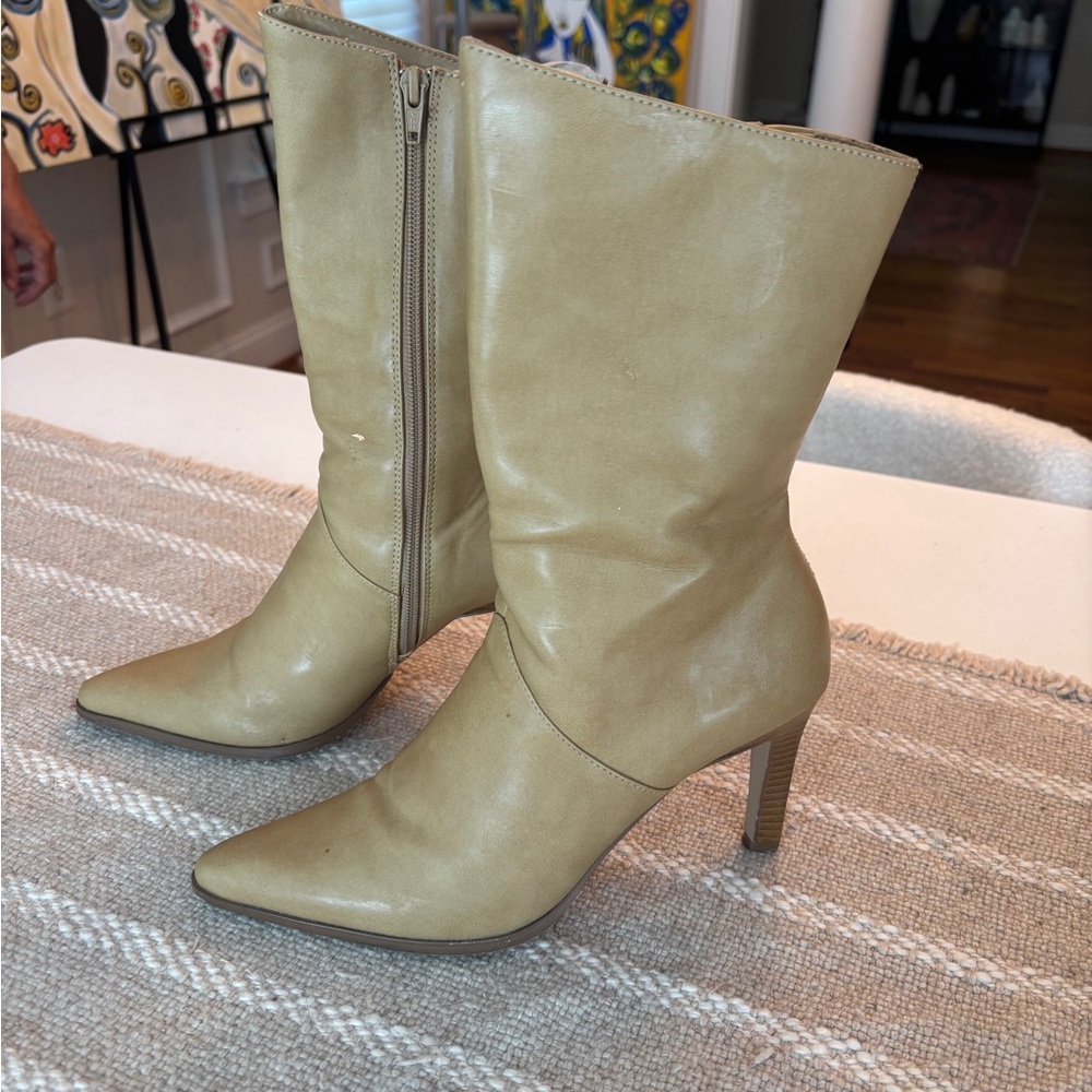 Elegant Tan Leather Boots